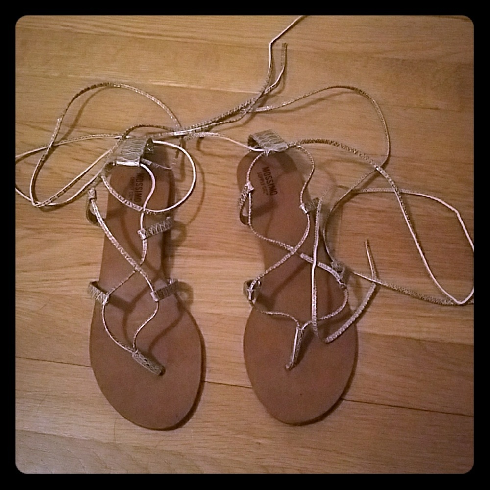 Sandal